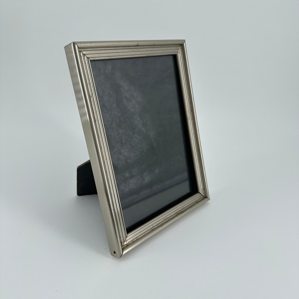 Brushed Silver Metal 5x7 Picture Frame Tiered Border Tabletop Wall Decor